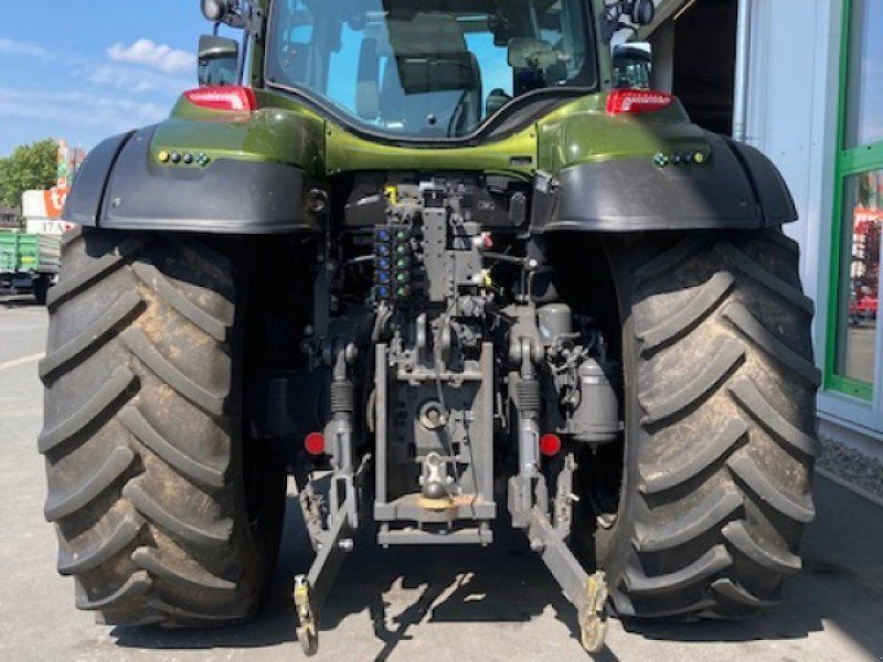 Valtra T 235 Versu