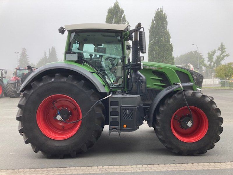 Fendt 824 Vario S4 Profi+