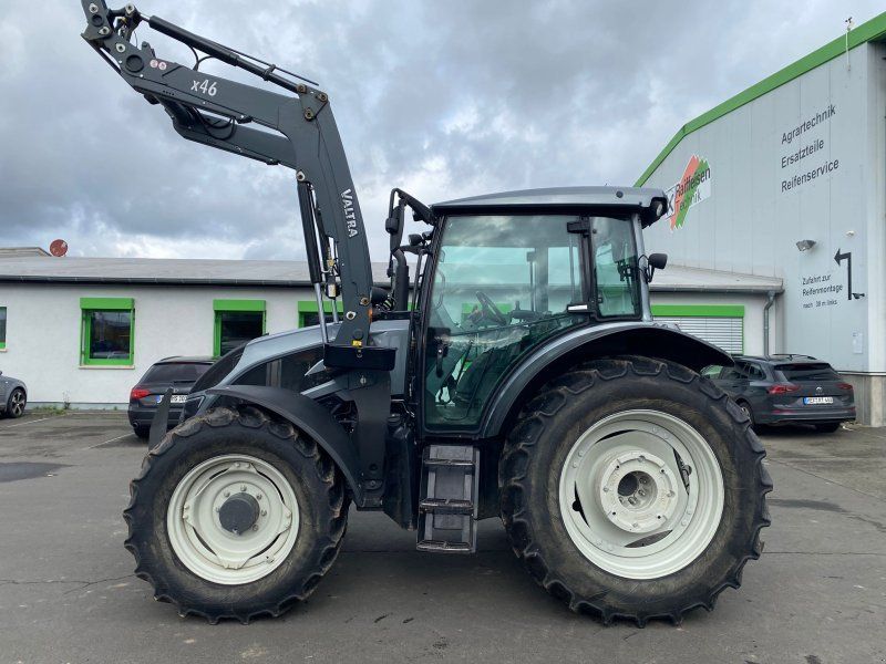 Valtra A 104 MH4