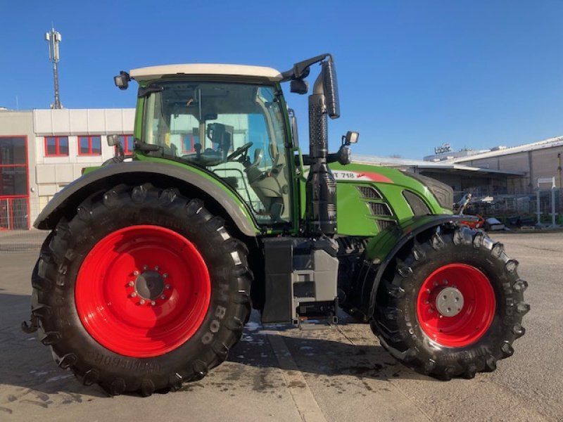 Fendt 718 Vario S4 Profi+