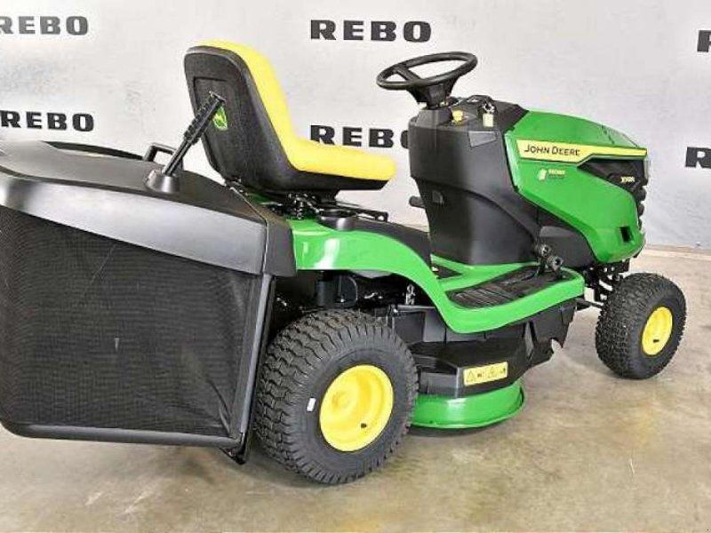 John Deere X147R RASEN