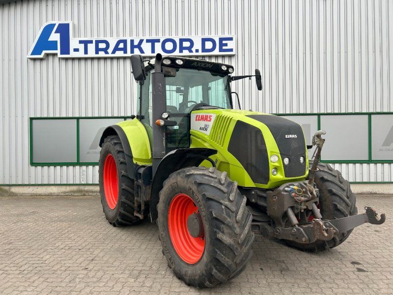 Claas Axion 810