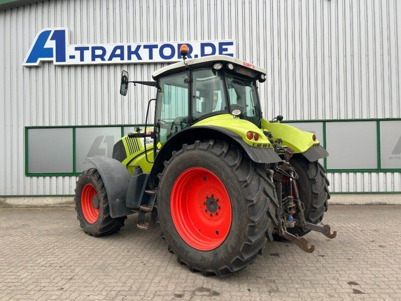 Claas Axion 810