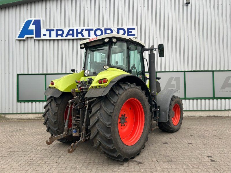 Claas Axion 810