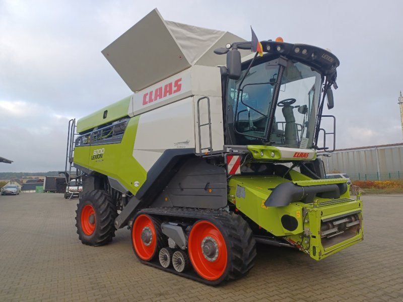Claas Lion 8700 TT Terratrac + V 1230