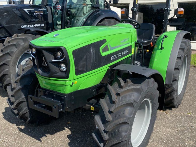 Deutz-Fahr 4080 E, 40 km/h, 5 Gang Getriebe 15 + 15 ECO mit Kriechgang
