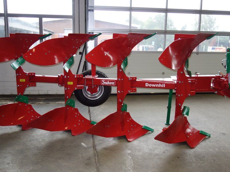 Sukov Downhil 3+1