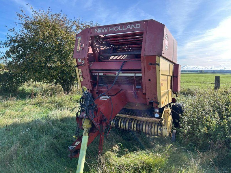 New Holland 865