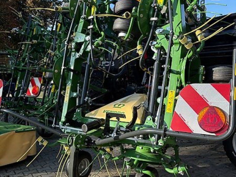 Krone Vendro 820