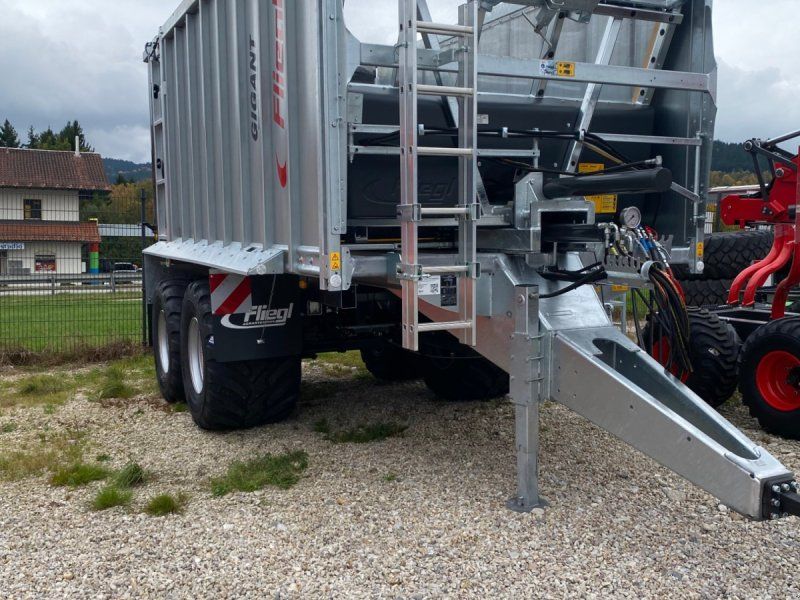 Fliegl Gigant ASW 190 Compact