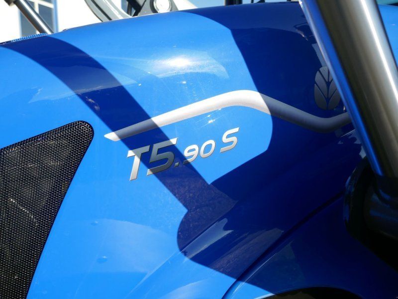 New Holland T5.90S