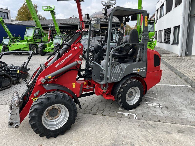 Weidemann 1350CX45 mit Mösl- nahme 30Km/h