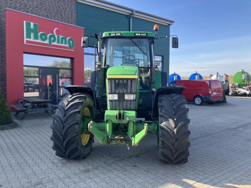 John Deere 7810