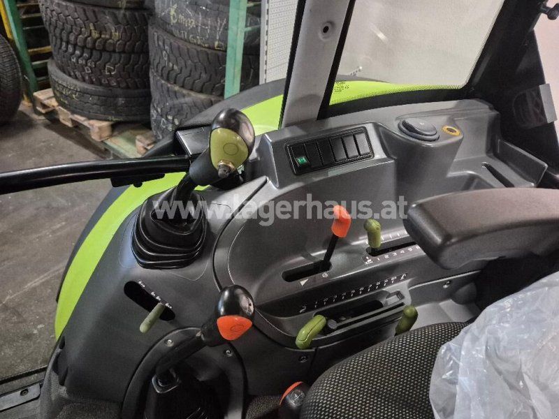Claas AXOS 320