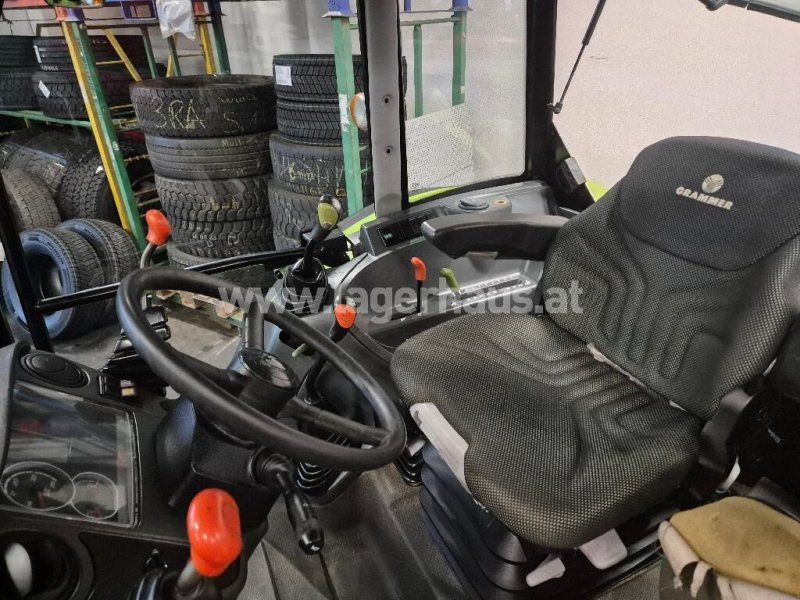 Claas AXOS 320