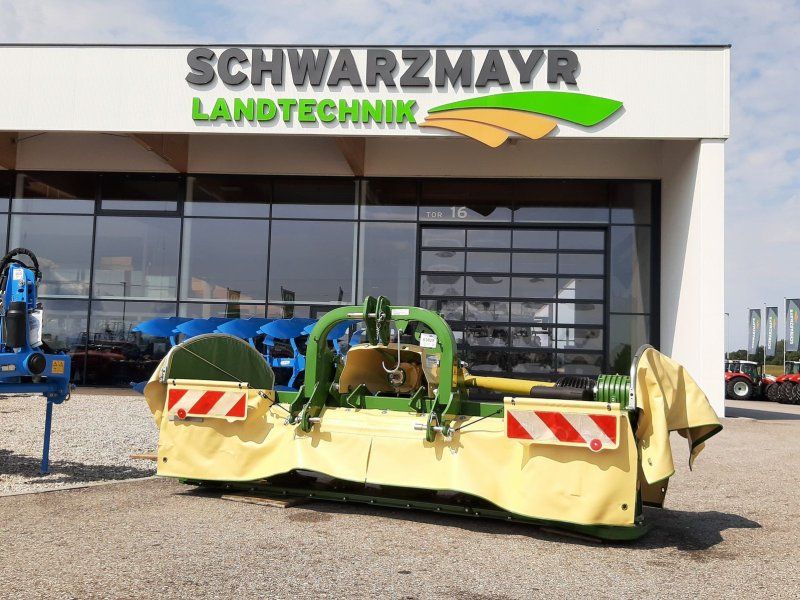 Krone EasyCut F 320 M (3Gen) geschoben