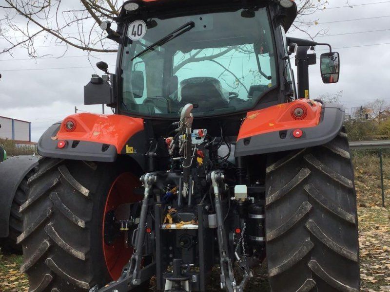 Kubota M 6142