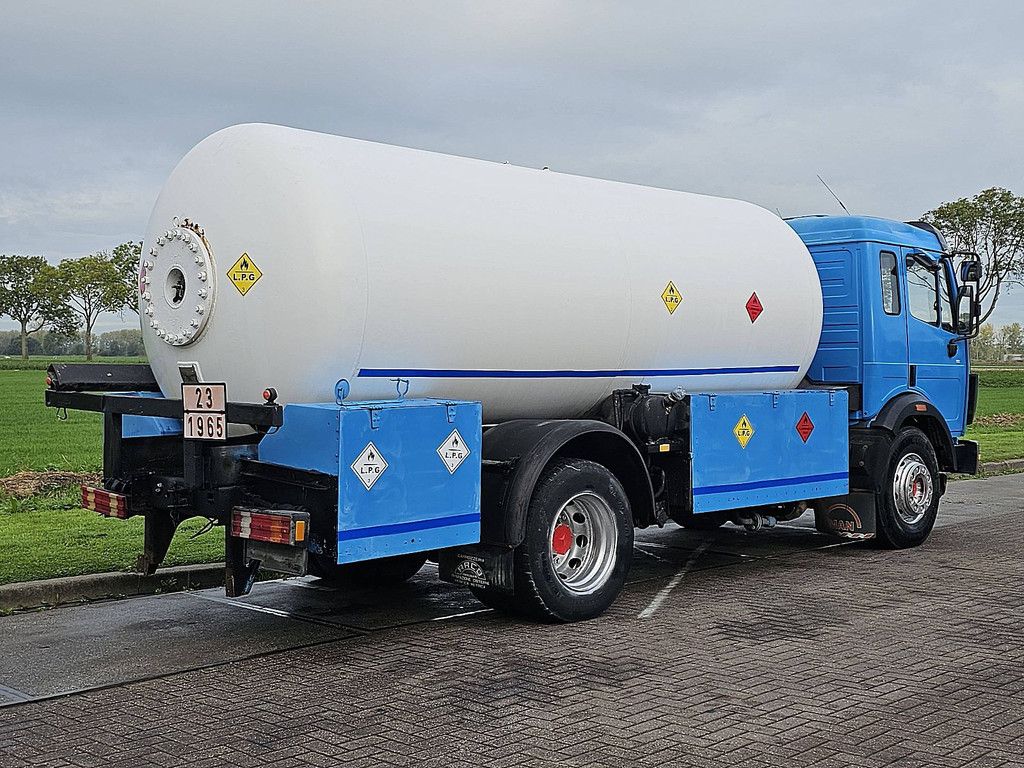 MERCEDES-BENZ 1722 lpg gas tank