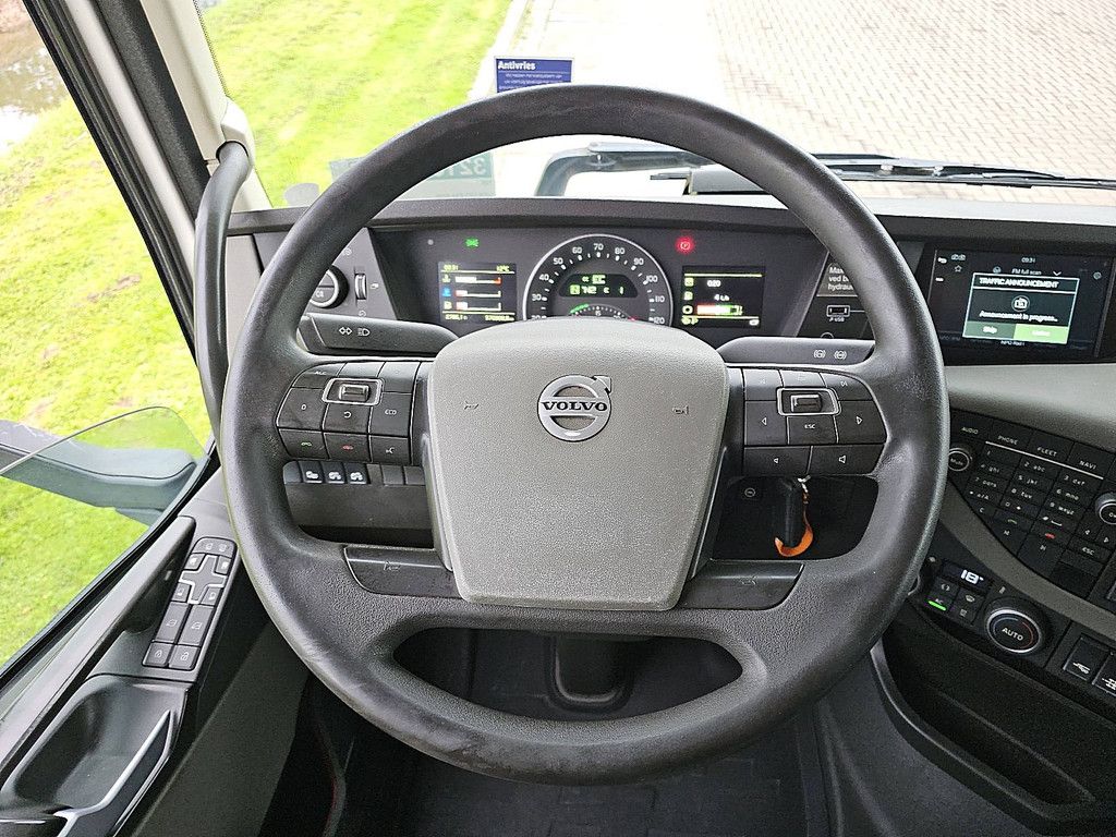 VOLVO FH 500 6x2 steer pto+hydr.