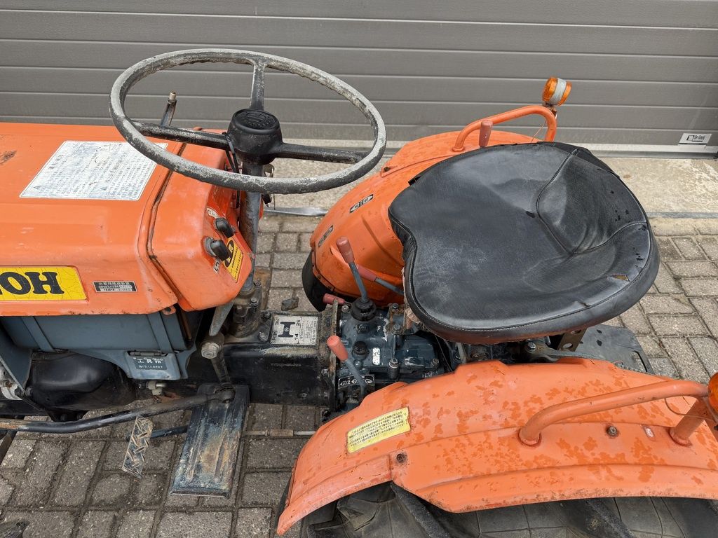 Kubota B7000 4WD minitractor