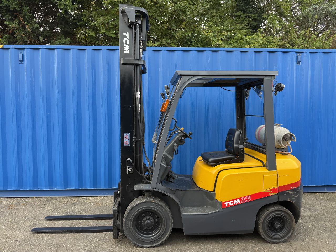 TCM 2.5 tonner LPG heftruck 4.7M BJ2013 Sideshift verlichting