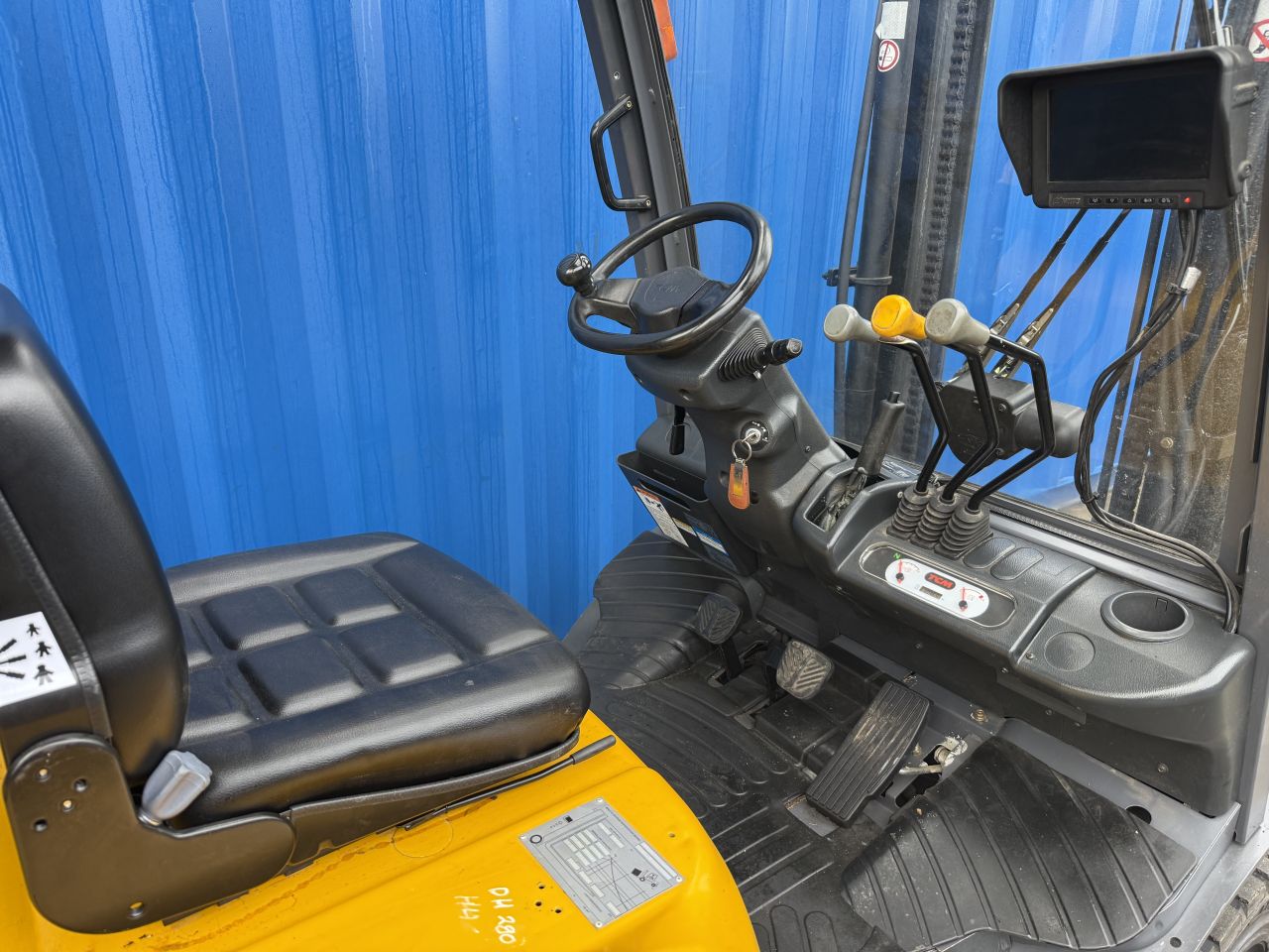 TCM 2.5 tonner LPG heftruck 4.7M BJ2013 Sideshift verlichting