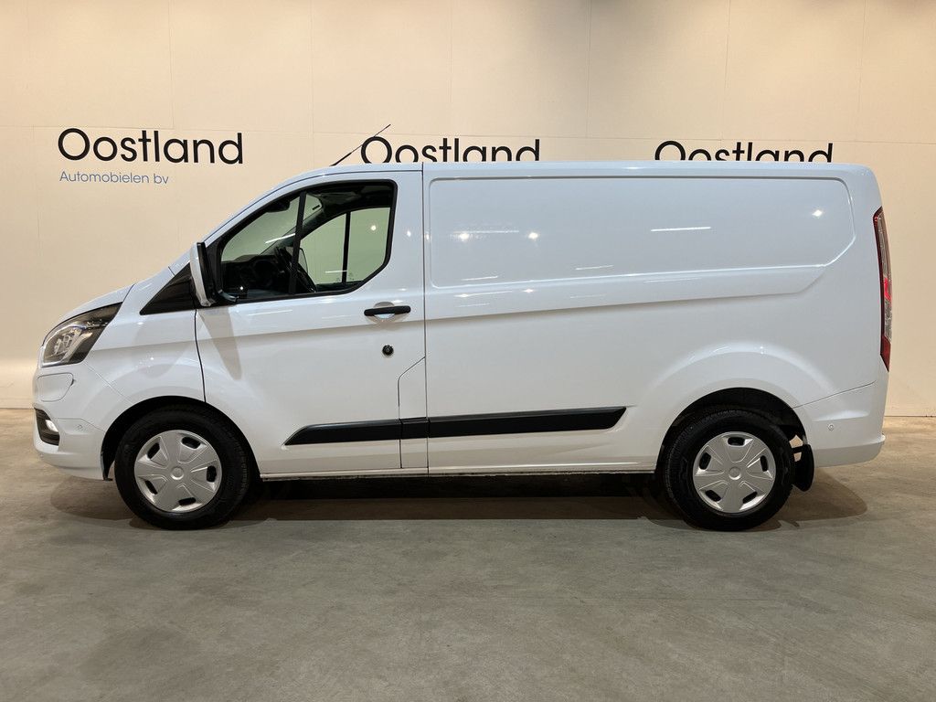Ford Transit Custom 340 L1H1 PHEV Trend Automaat / Euro 6 / Servicebus / Inrichting / Airco / Cruise Control / Camera / CarPlay / Klep / 3-Zits / 18.000 KM !!