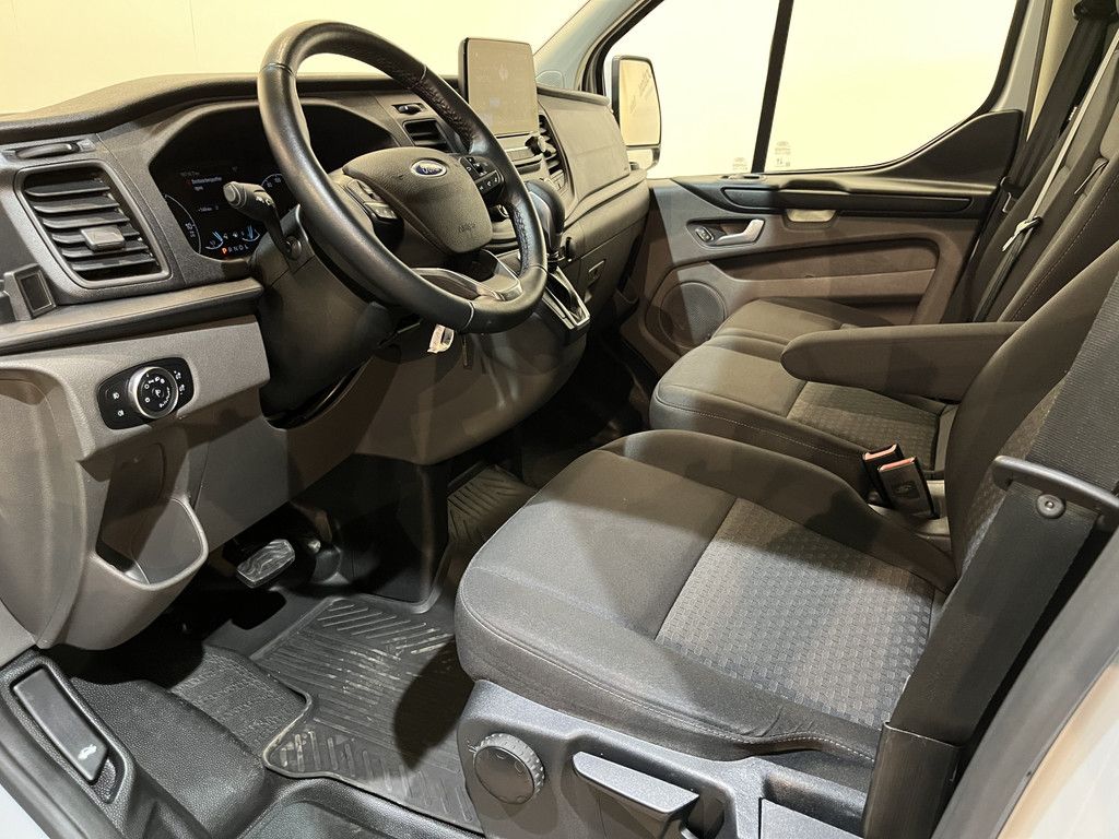Ford Transit Custom 340 L1H1 PHEV Trend Automaat / Euro 6 / Servicebus / Inrichting / Airco / Cruise Control / Camera / CarPlay / Klep / 3-Zits / 18.000 KM !!