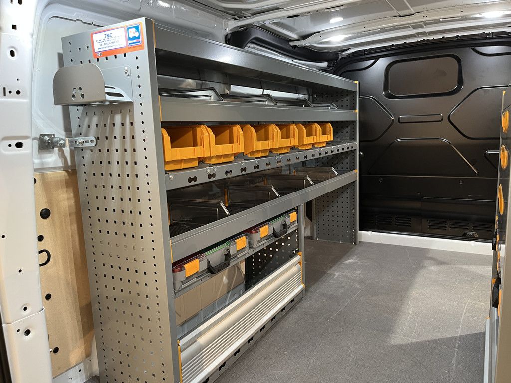 Ford Transit Custom 340 L1H1 PHEV Trend Automaat / Euro 6 / Servicebus / Inrichting / Airco / Cruise Control / Camera / CarPlay / Klep / 3-Zits / 18.000 KM !!