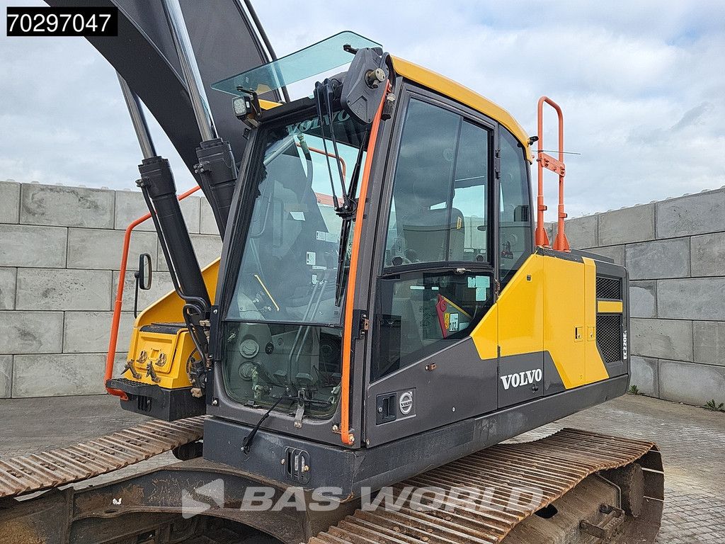 Volvo EC220 E L