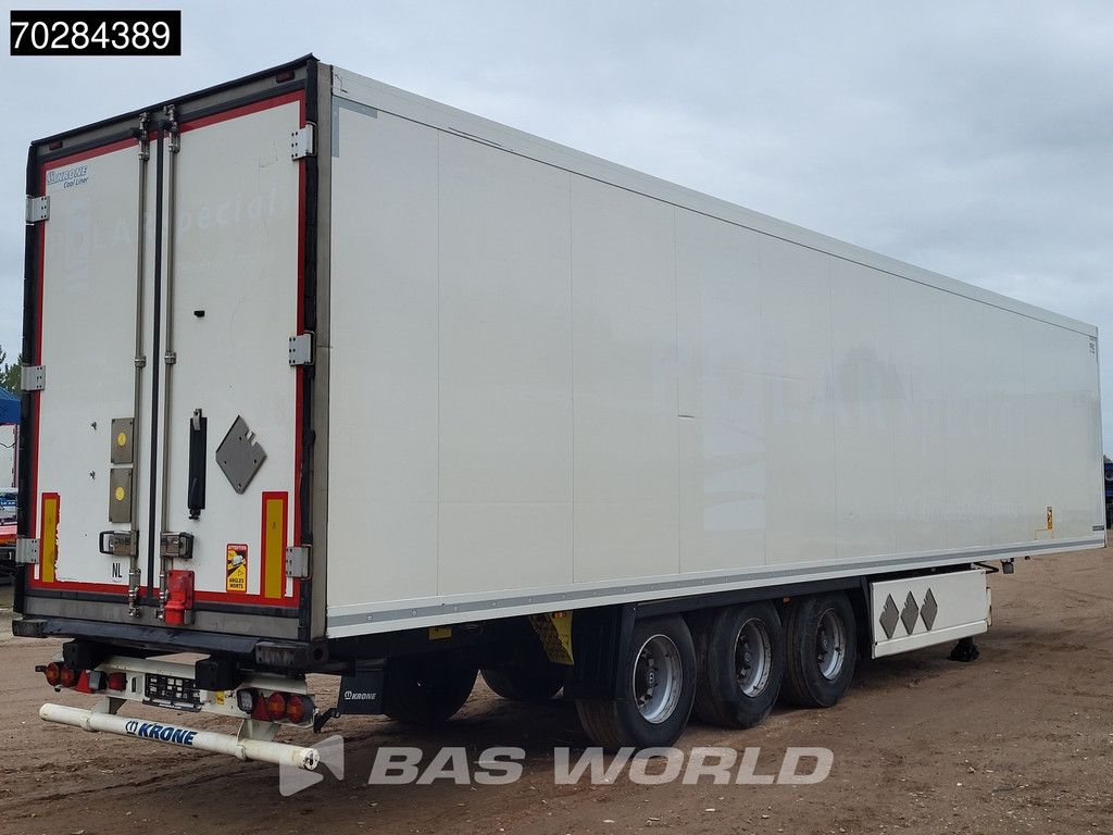 Krone Carrier Vector 1950Mt 3 Achsen Doppelverdampfer Doppelstock Blumenbreit Schiebewand