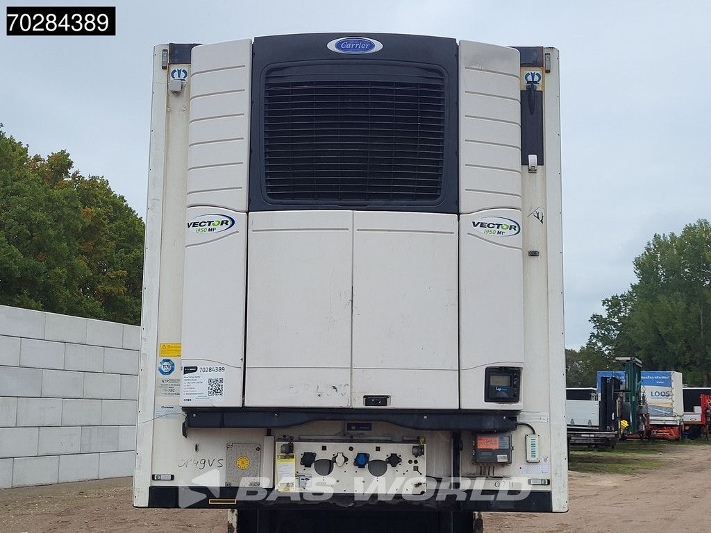 Krone Carrier Vector 1950Mt 3 Achsen Doppelverdampfer Doppelstock Blumenbreit Schiebewand