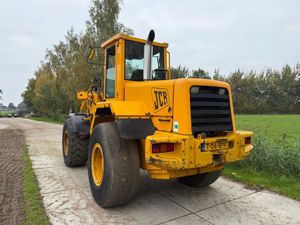 JCB 426B