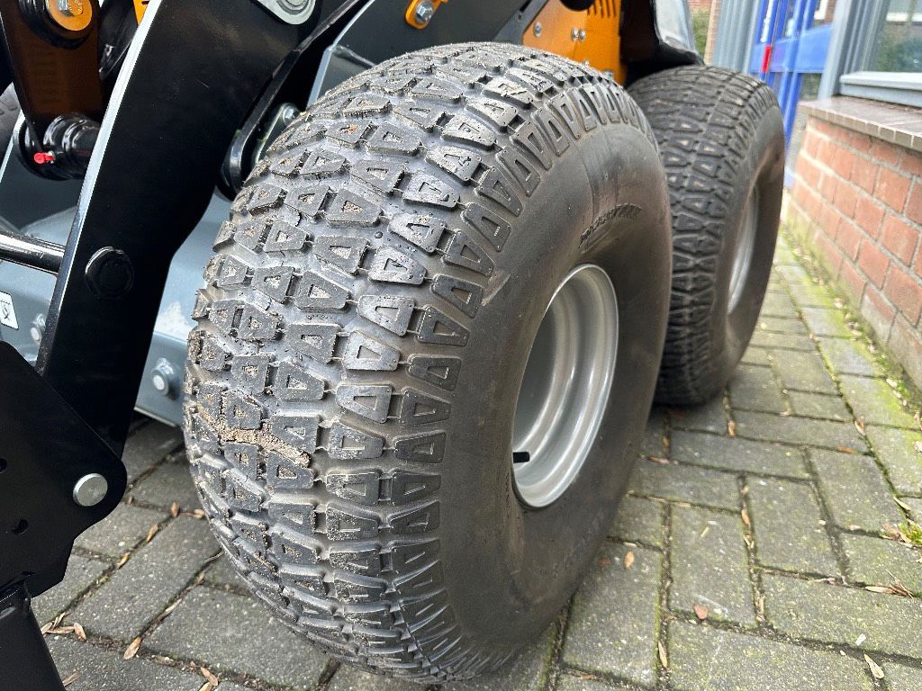 Giant Giant SK252 skid