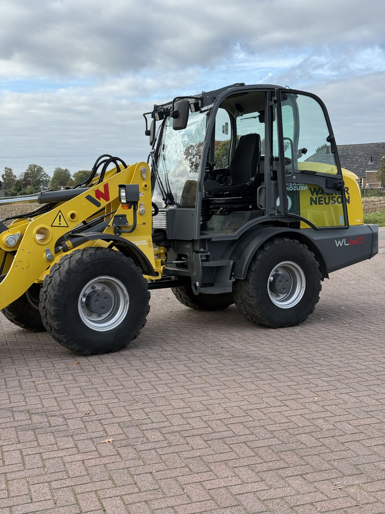 Wacker Neuson shovel WL60 demo ( 330 uur )