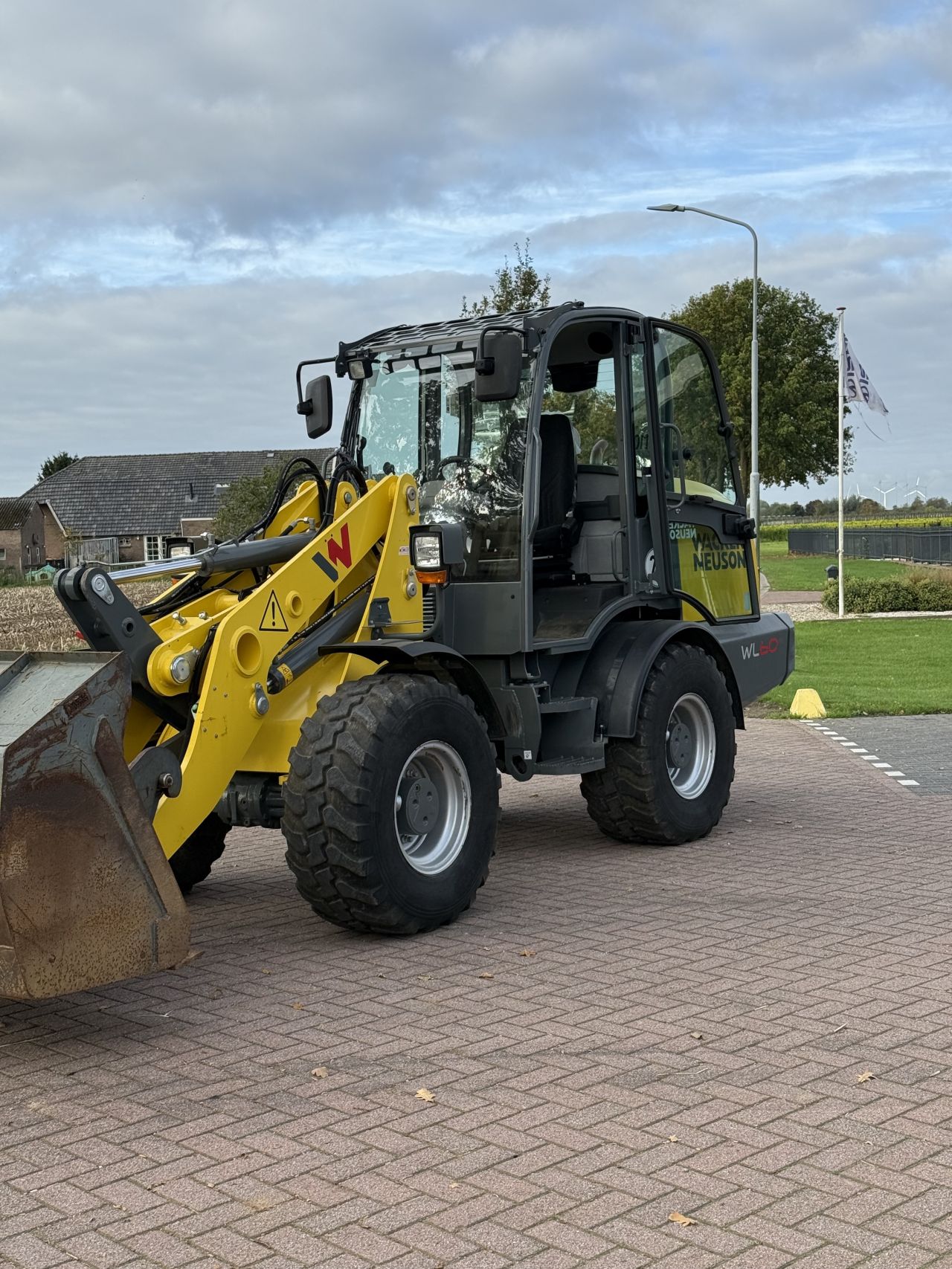 Wacker Neuson shovel WL60 demo ( 330 uur )