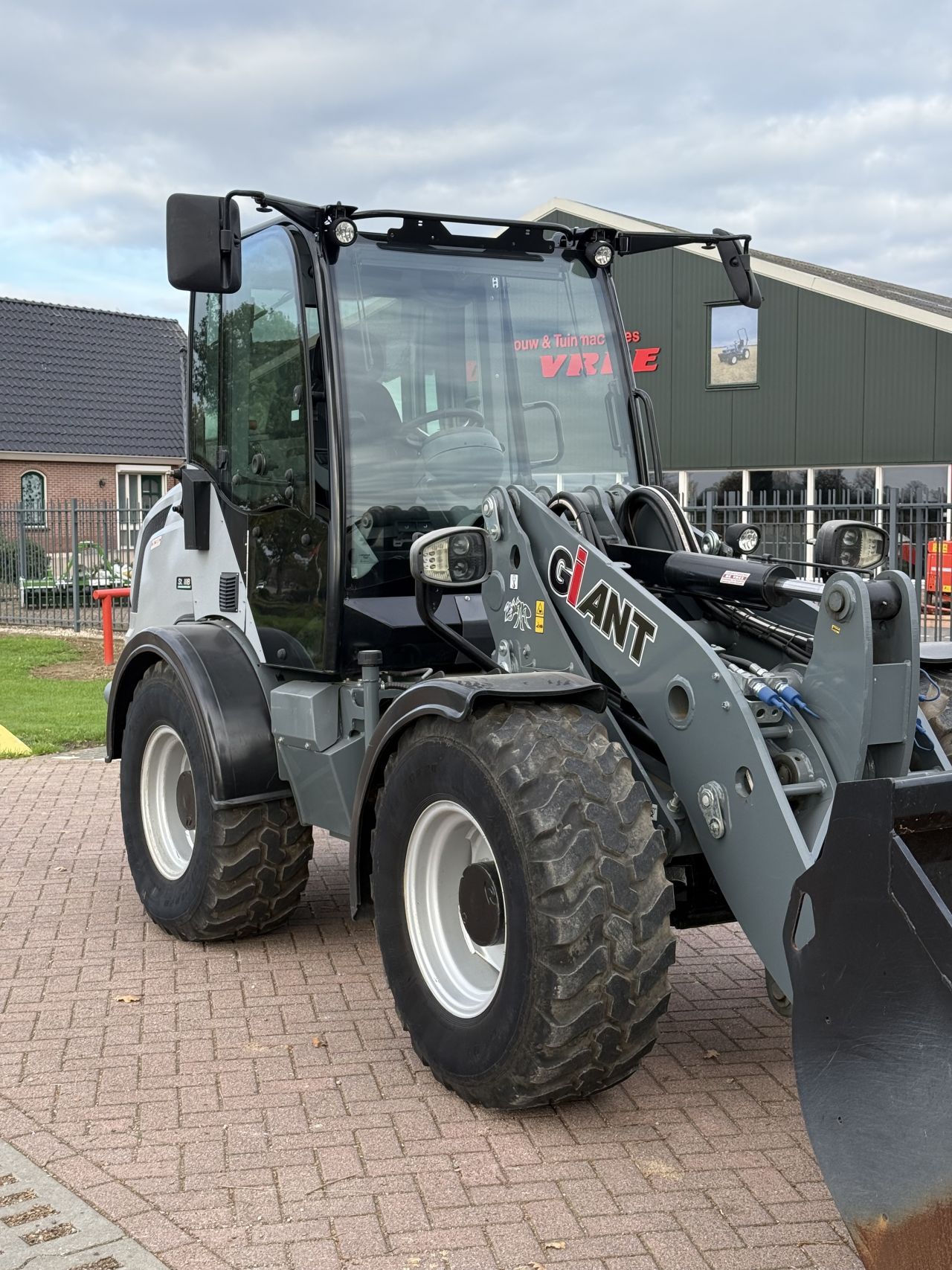 Giant v761 g5000 350 uur !!