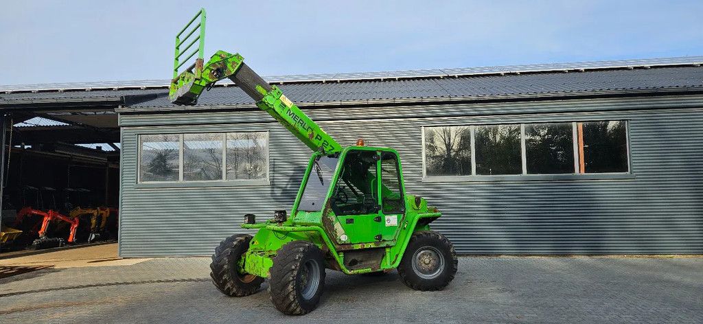 Merlo P27.7