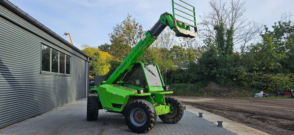 Merlo P27.7