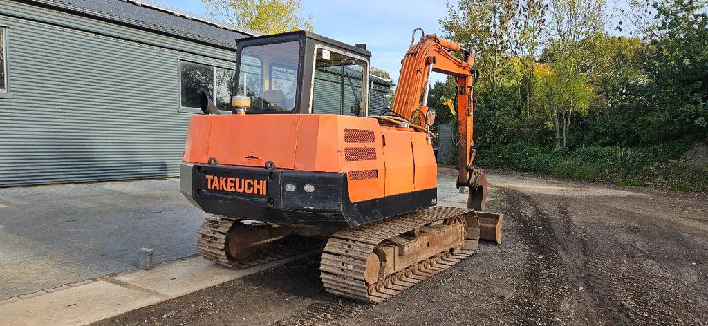 Takeuchi TB 068