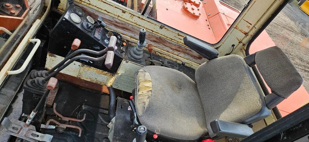 Takeuchi TB 068