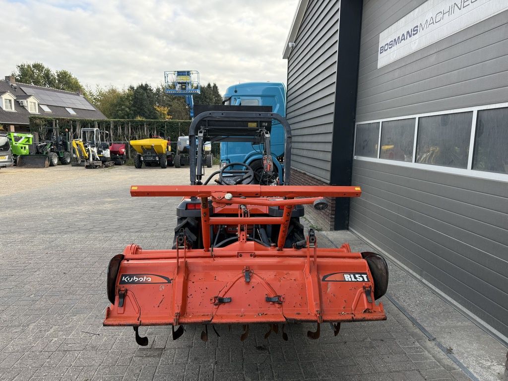 Kubota KT22 4WD minitractor met voorlader / frontlader