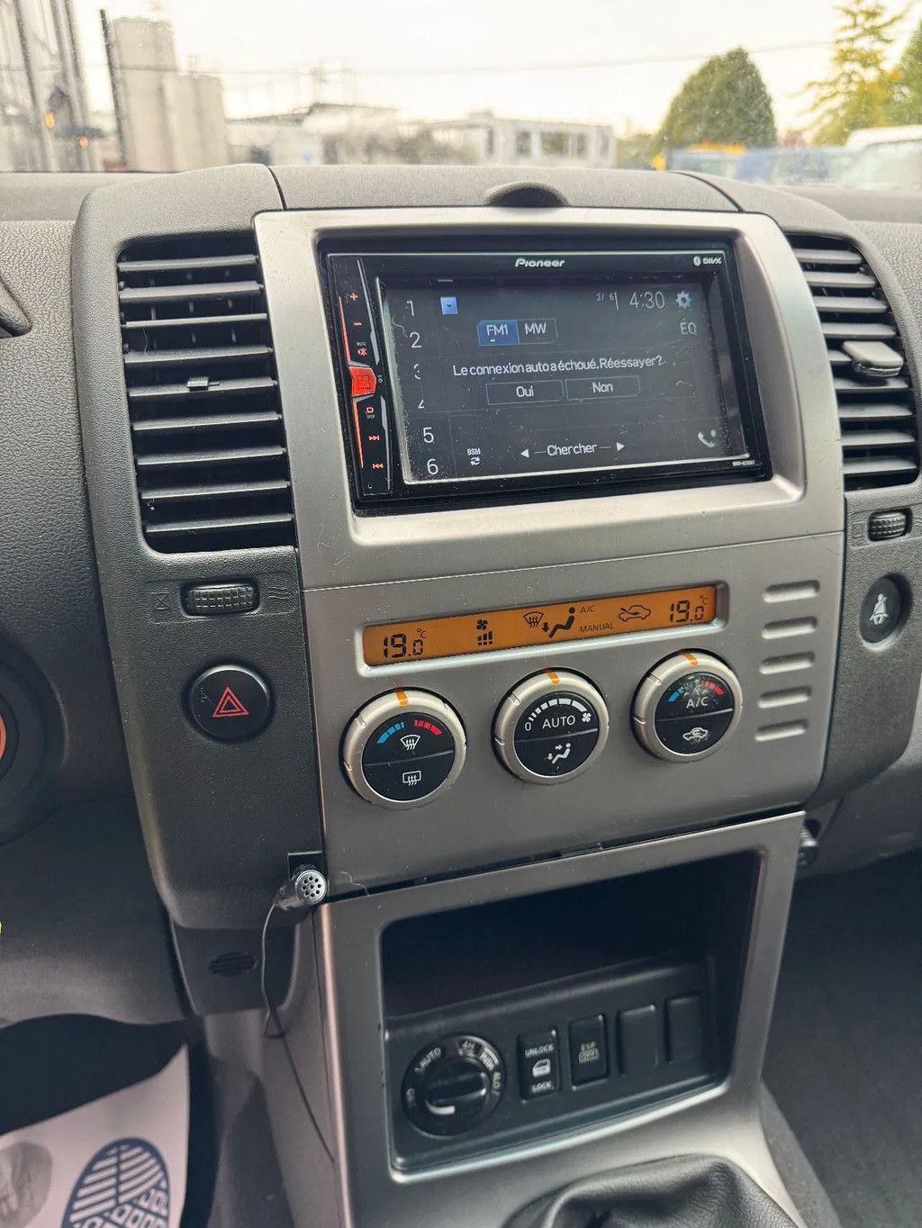 Nissan Pathfinder **AIRCO-EURO 3-7 SEATS**