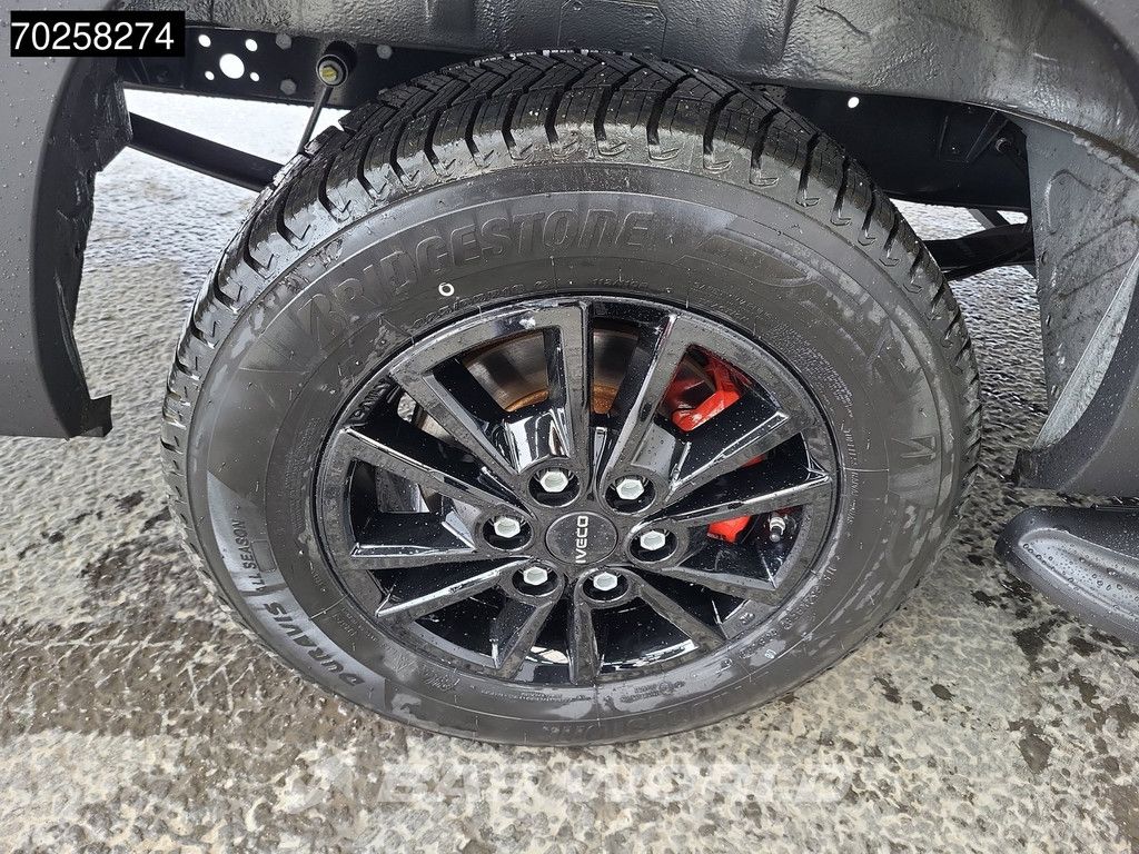 Iveco Daily 35S21 3.0L Black Edition Automaat 210PK L2H2 2025-Model 3,5t Trekvermogen ACC LED CarPlay Camera Parkeersensoren Euro6 L2 12m3 Klima