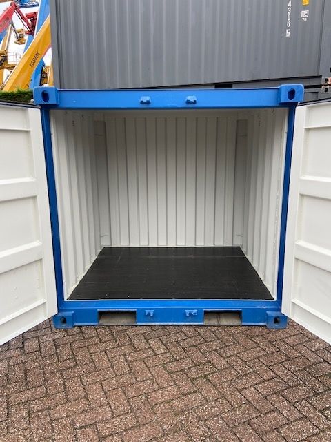 Kleine container nieuw