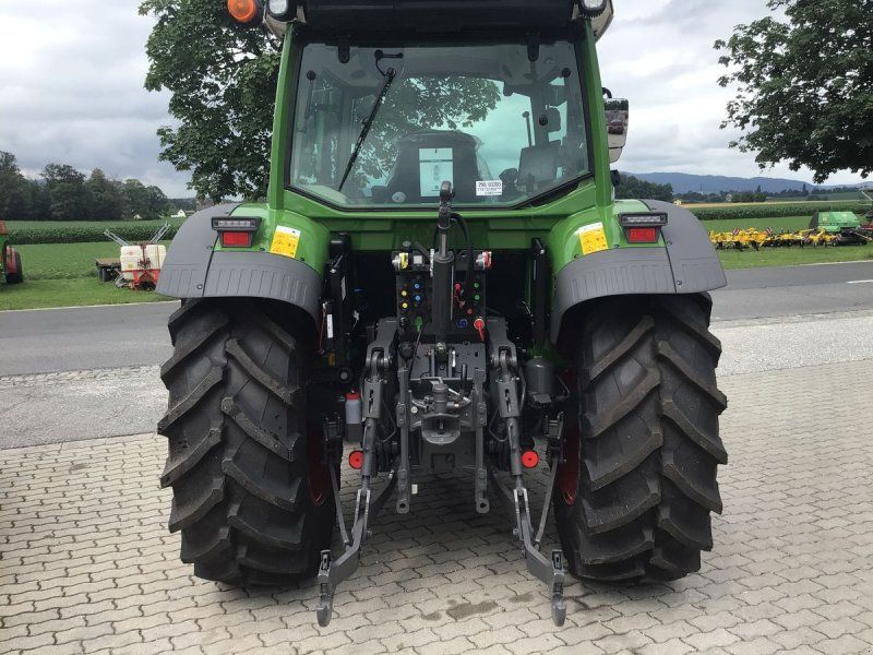 Fendt 211 Vario (ONE)