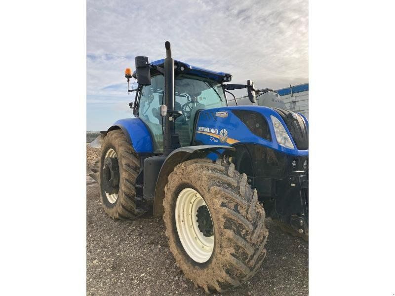 New Holland T7.260APC