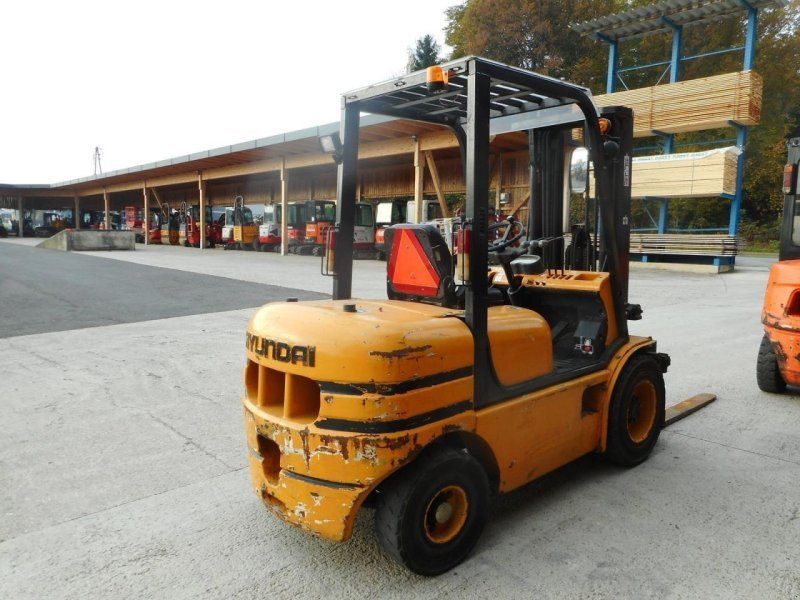 Hyundai hdf30ii triplex 4,7m + seitenschieber