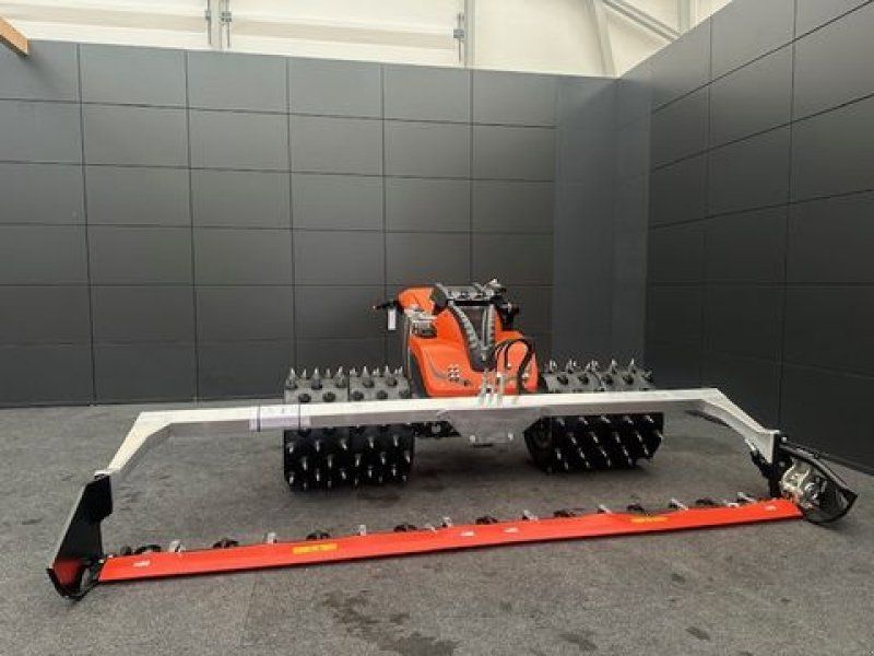 Ibex Motormäher G4 40PS, 350m Portalmähbalken