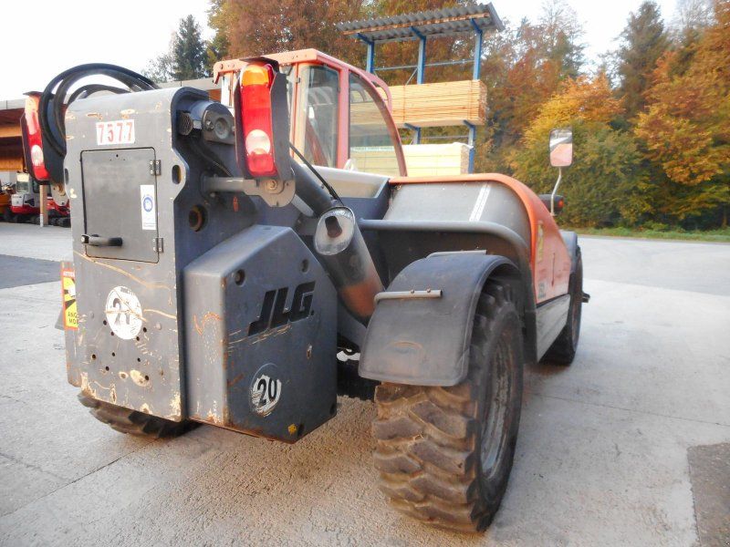 JLG 3513 ( 3,5t 13m ) NIVEAUAUSGLEICH